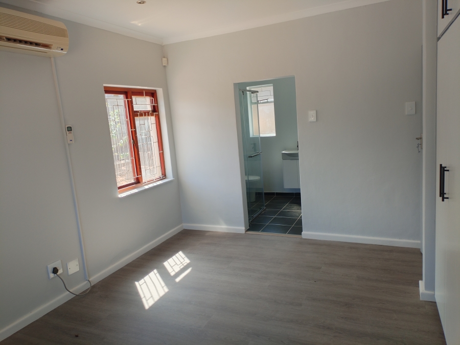 3 Bedroom Property for Sale in Bergzicht Western Cape